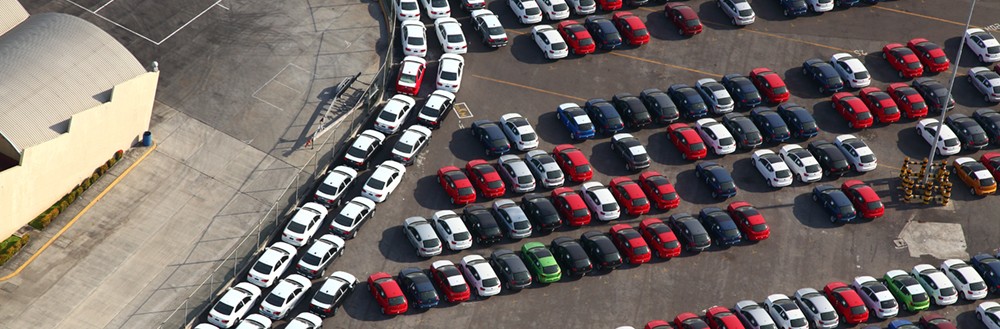 Photo,Aerial,Of,Cars,To,Be,Loaded,On,Ship,For